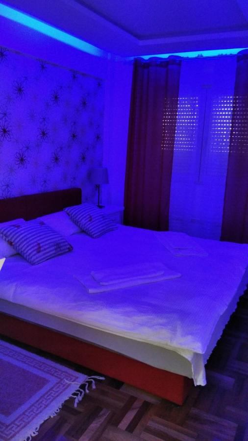Lux Apartman Ristic 2 Soko Banja Bagian luar foto
